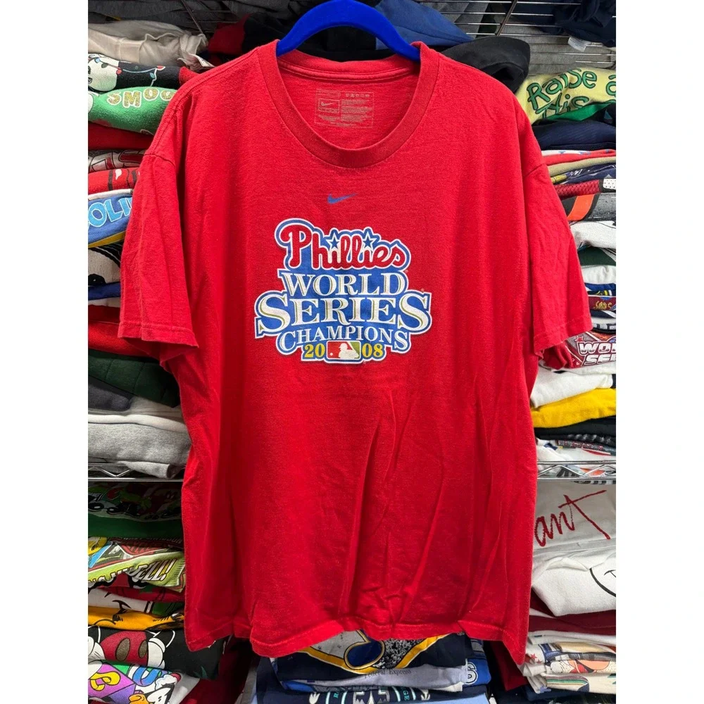 Nike Philadelphia Phillies 2008 World Series Champions Red T-Shirt Mens Large